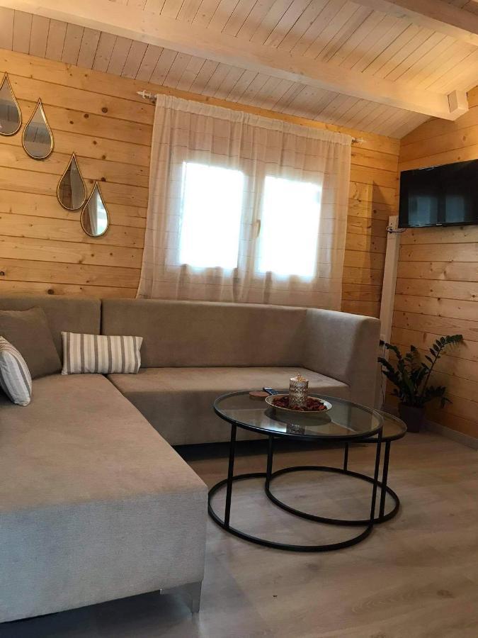 プレベザ Fillip Wooden Houseヴィラ エクステリア 写真